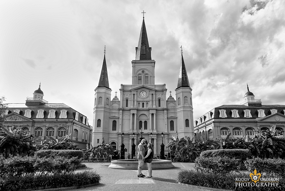 New Orleans proposal in front of the Saint Louis cathedral