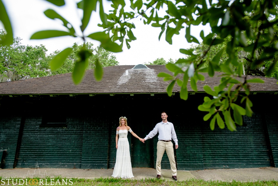  City Park Elopement - bride and groom posing